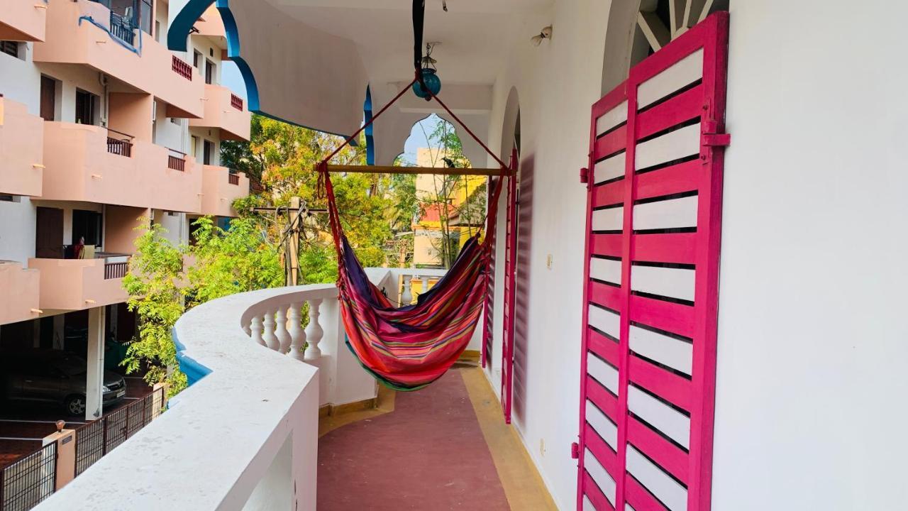 Holi-Wood Guesthouse Pondicherry Exterior photo