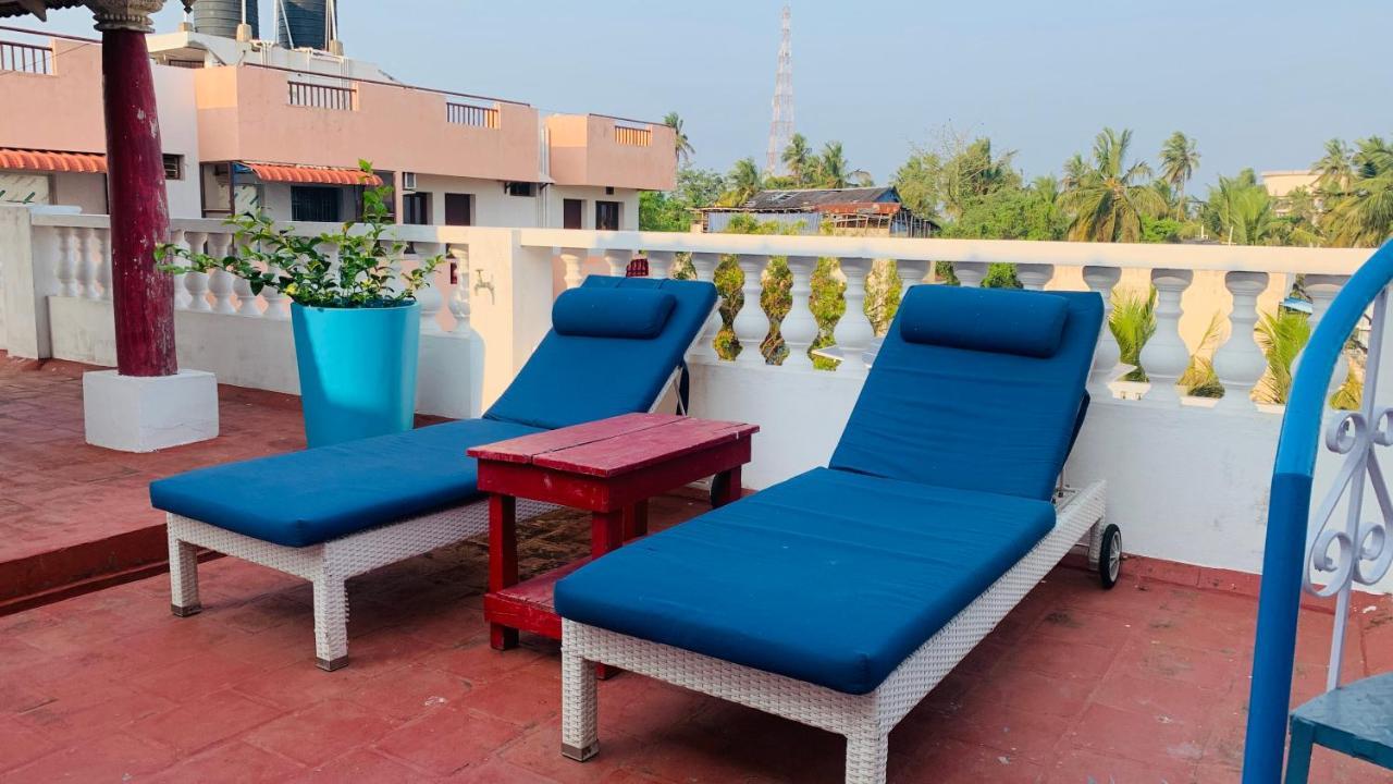Holi-Wood Guesthouse Pondicherry Exterior photo